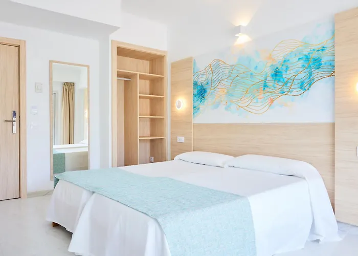 Hostal Gami Adults Only Cala Ratjada 
